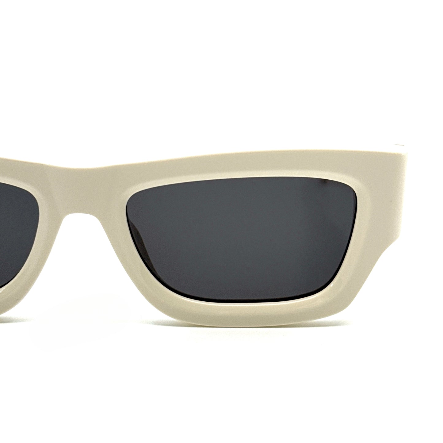 PALM ANGELS Sunglasses PERI048 0107