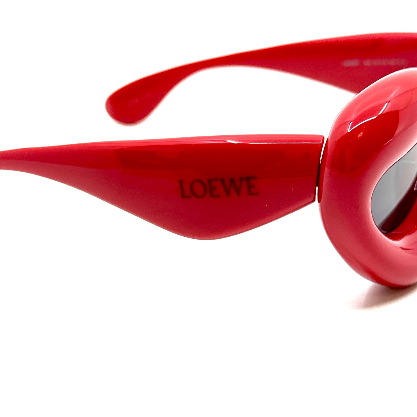 LOEWE Sunglasses LW40097I 66A