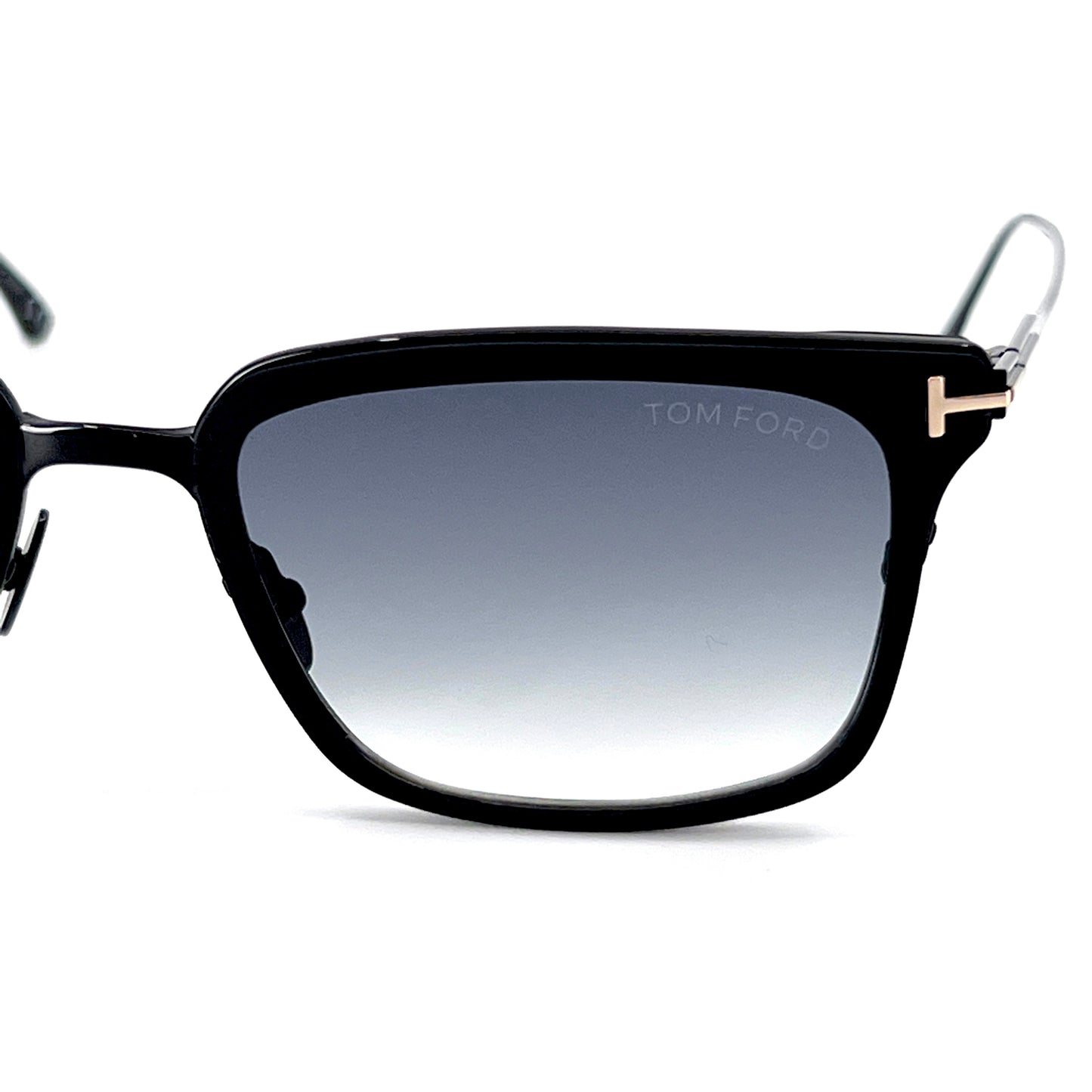 TOM FORD Hayden Gafas de Sol TF831 02B Titanio