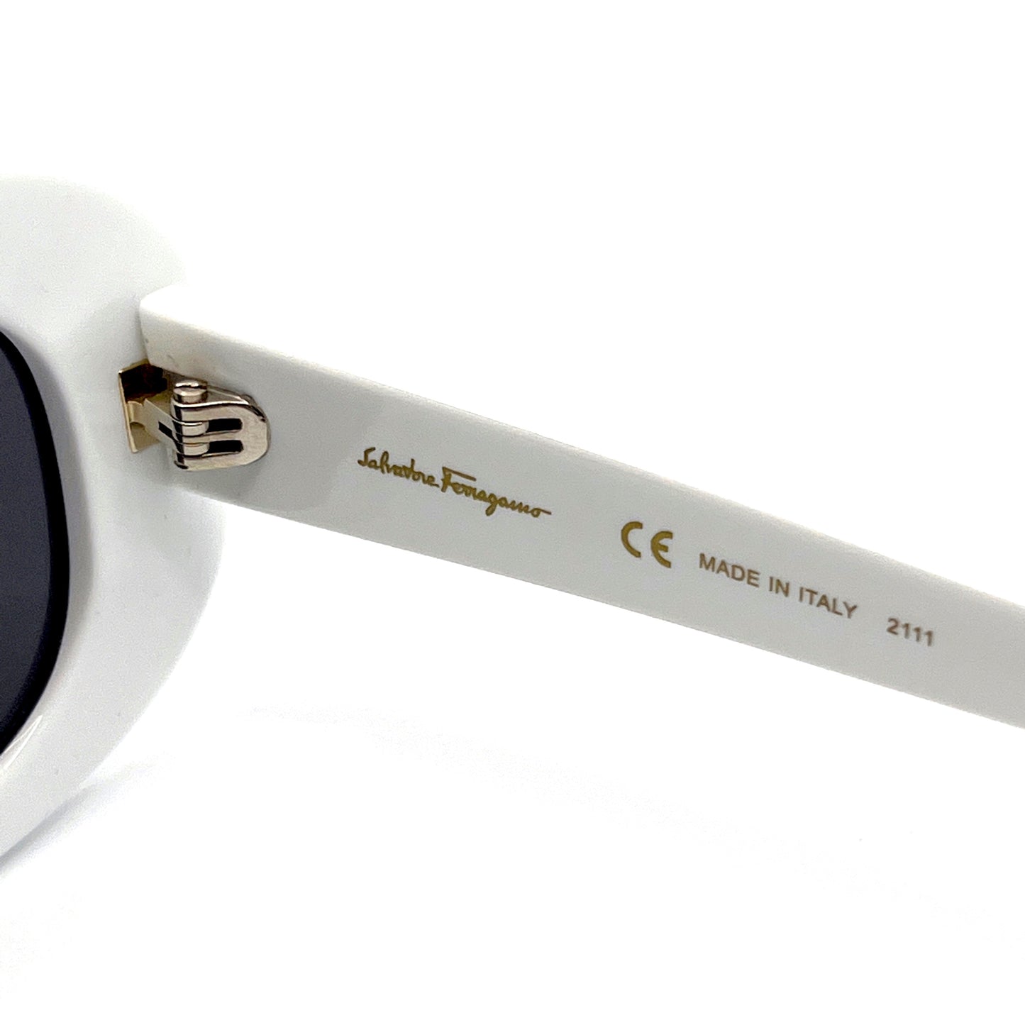 SALVATORE FERRAGAMO Gafas de sol SF1046S 101