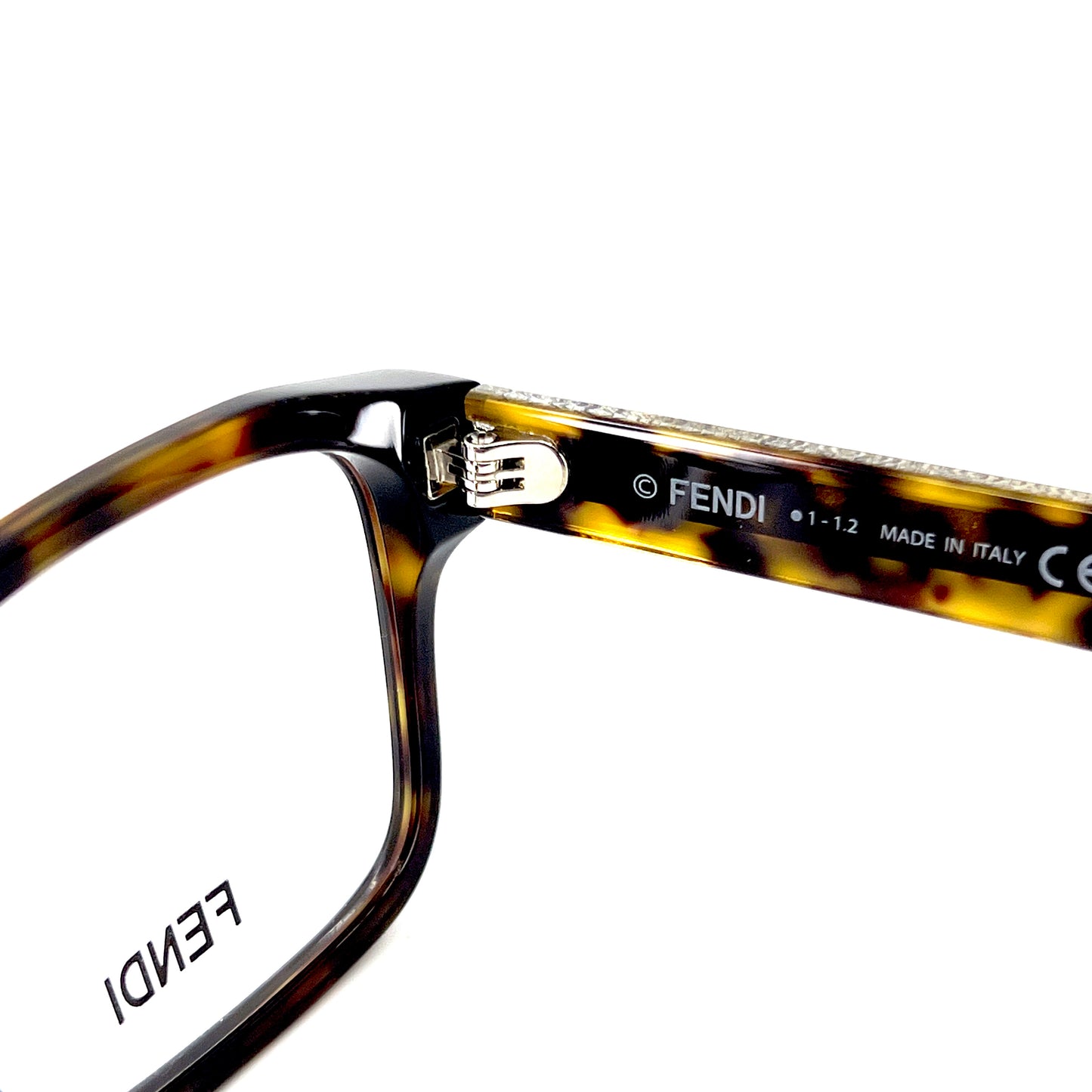 FENDI Eyeglasses FE50030I 052