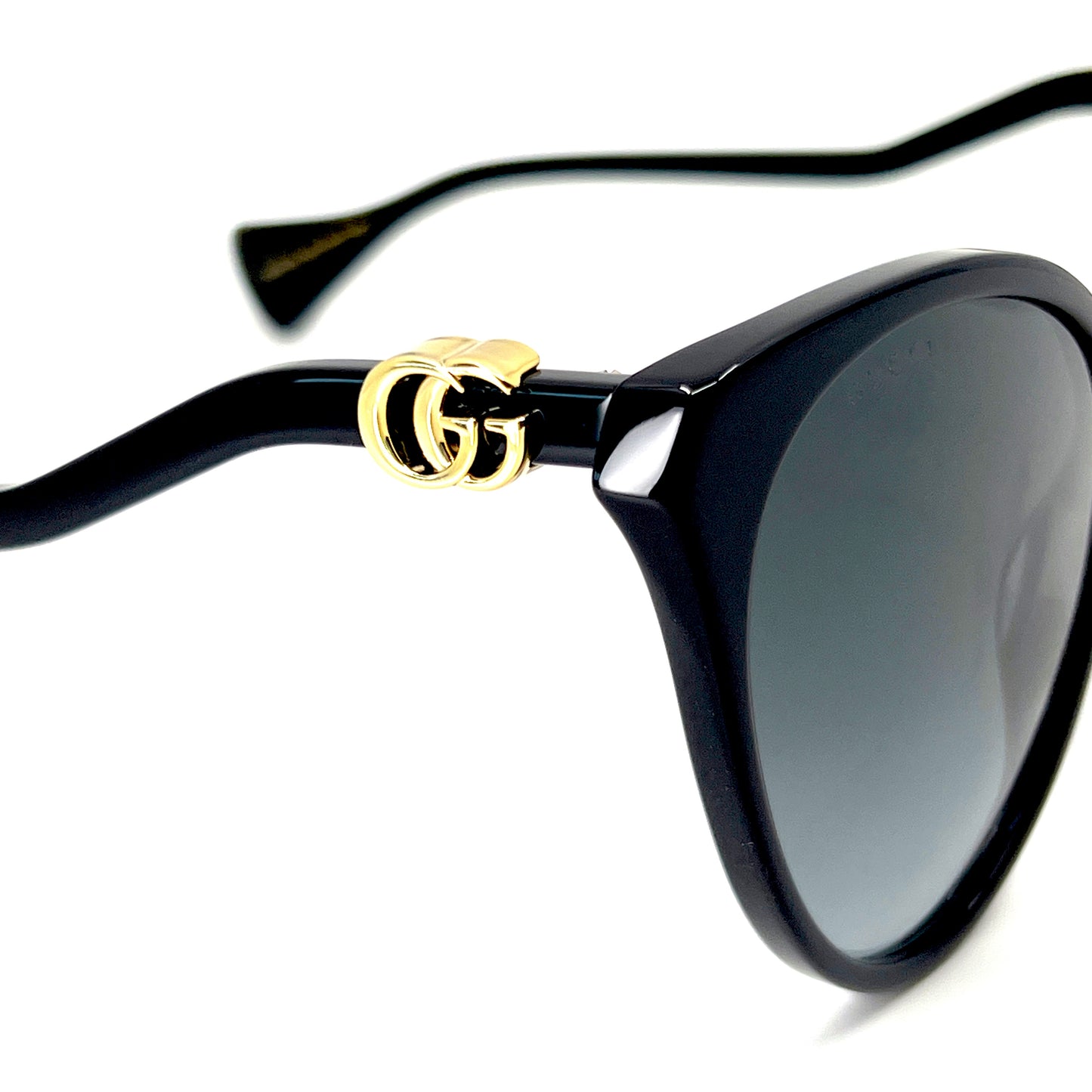 GUCCI Sunglasses GG1011S 001