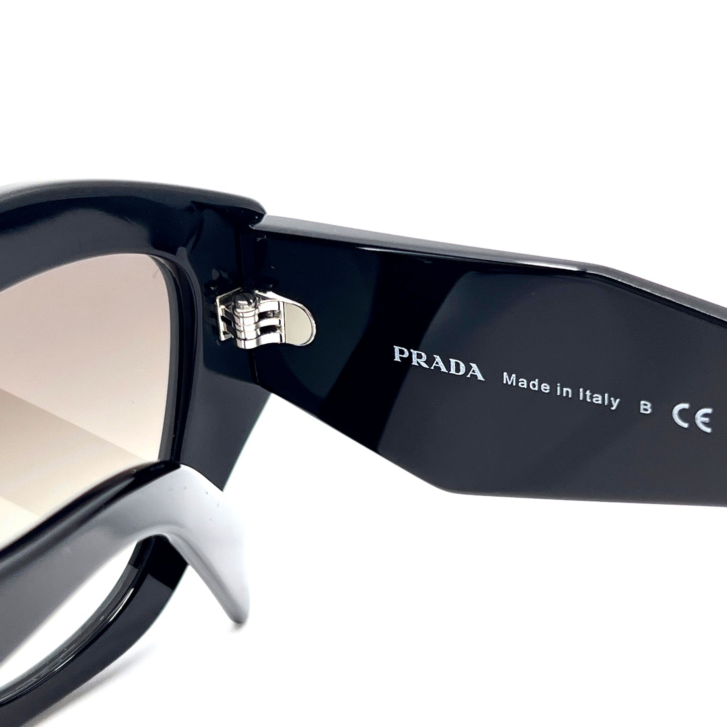 PRADA Sunglasses SPR07Y 1AB-0A7