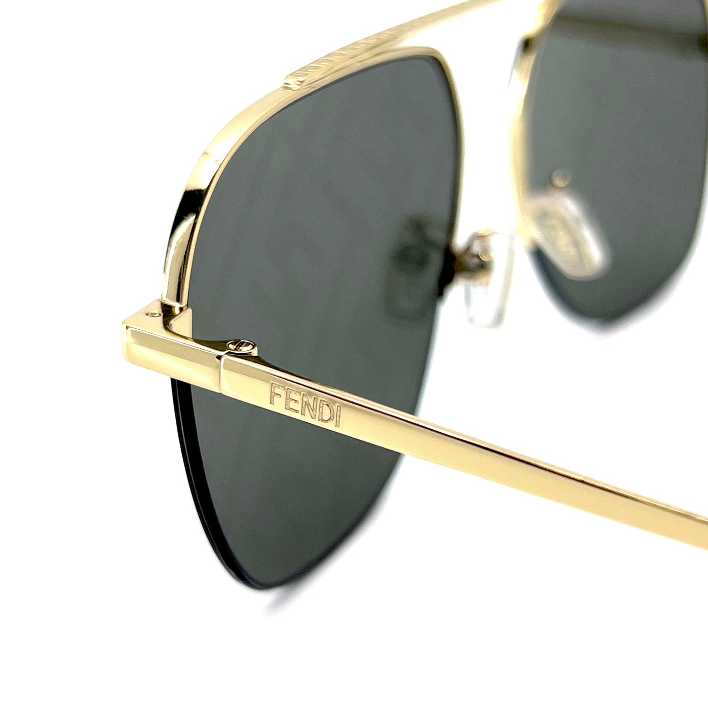 FENDI Sunglasses FE40005U 32C
