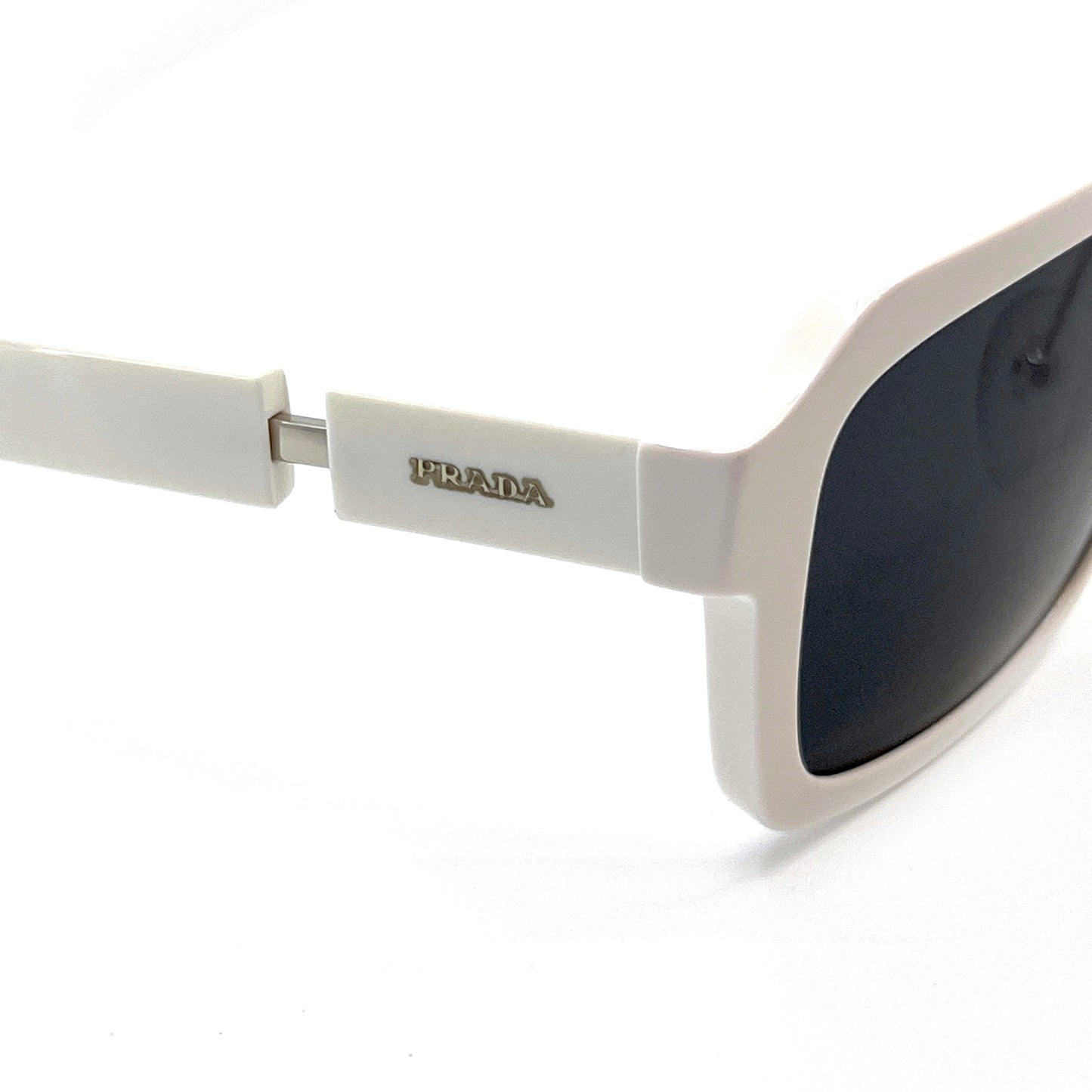 PRADA Sunglasses SPR09X 4AO-5S0