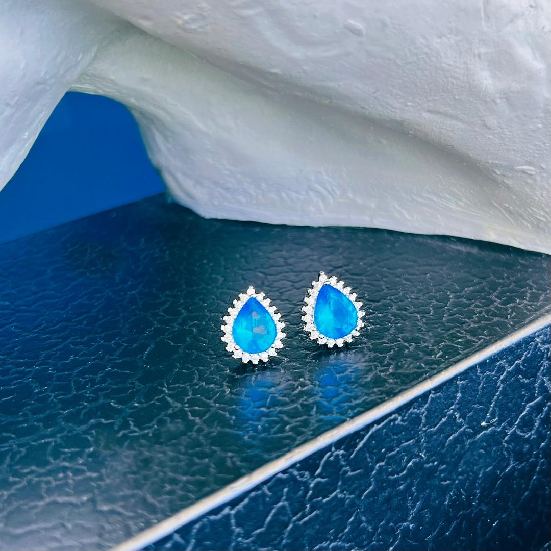 Pear bridal stud earrings with CZ and blue sapphire - Sterling Silver 925